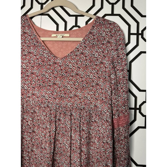 Miami Ladies Pink Pastel Floral Flowy Short V Neck Fit & Flare Dress SZ Small - Picture 7 of 8